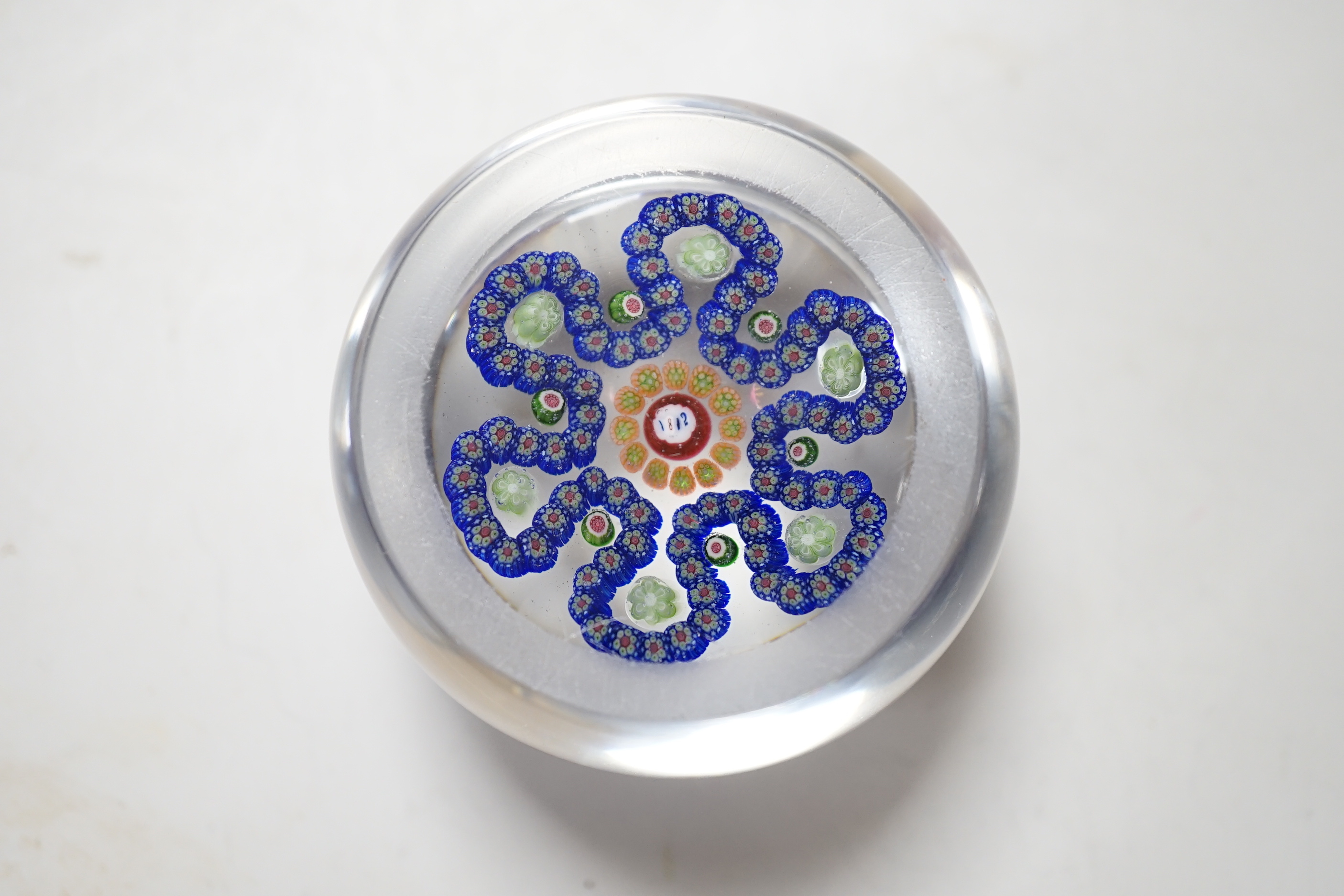 A DuPont garland paperweight, spurious date 1815, 6cm diameter